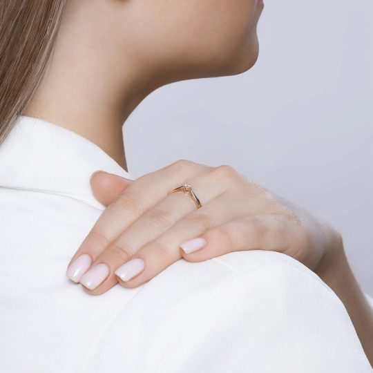 Кольцо из белого золота с выращенным бриллиантом и рубином