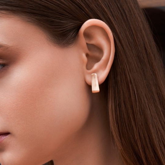 Серьги из белого золота с выращенными бриллиантами