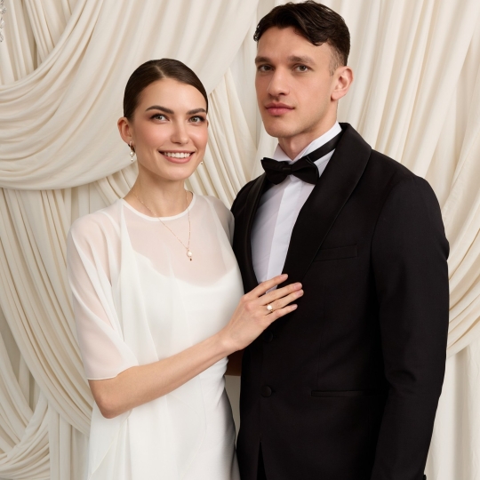 Подвеска из золота с жемчугом