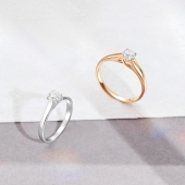 Кольцо из белого золота с бриллиантом 0,3 ct