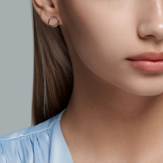 Серьги из серебра с топазами и фианитами