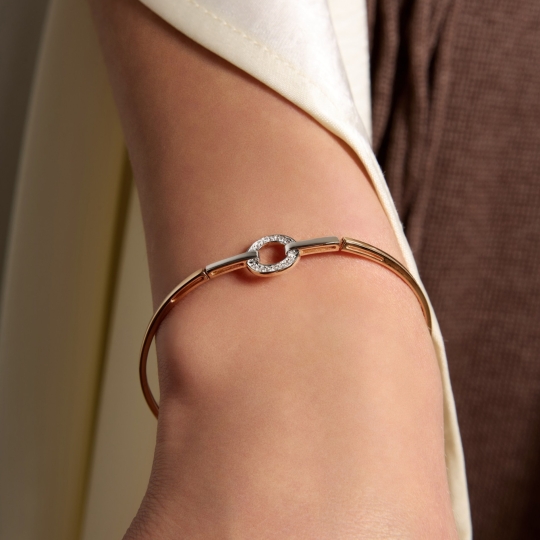 Браслет из золота с бриллиантами 