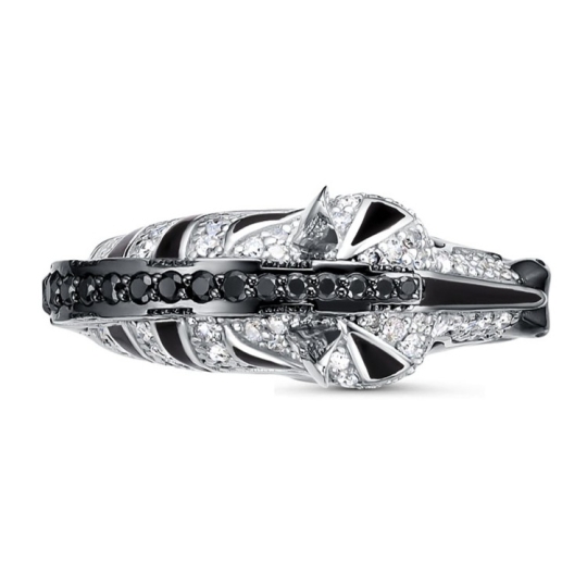 Кольцо из золота с бриллиантами 