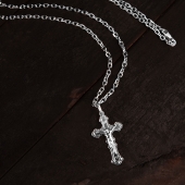 Подвеска-крест из платины