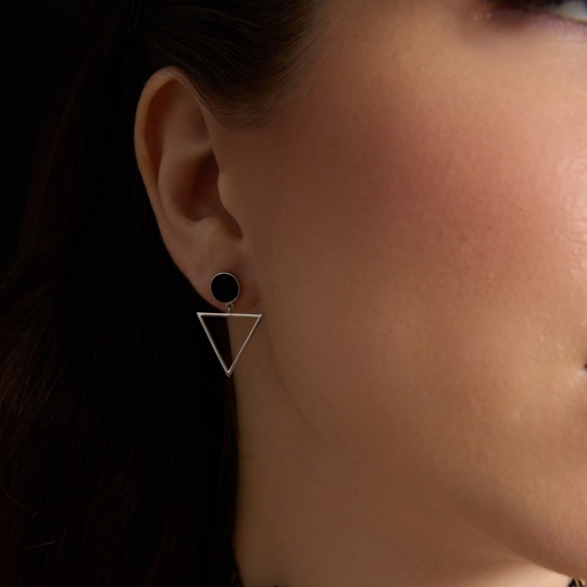 Серьги из серебра с фианитами