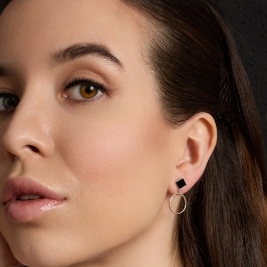 Серьги из серебра с фианитами