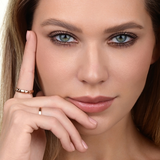 Кольцо из золота с фианитами