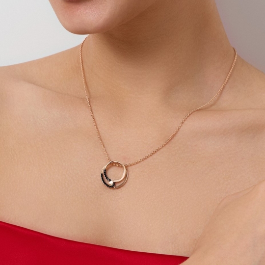 Подвеска из золота с бриллиантом