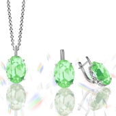 Подвеска из серебра с ювелирным кристаллом