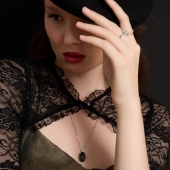 Подвеска из серебра с ювелирным кристаллом