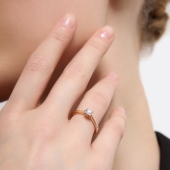 Кольцо из золота с бриллиантом 0,3 ct