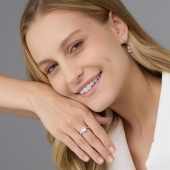 Серьги из серебра с бриллиантами и горным хрусталем