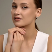 Серьги из серебра с позолотой и фианитами