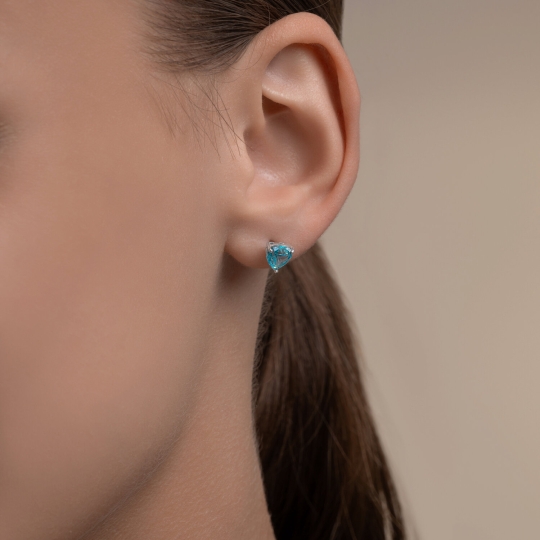 Серьги из серебра с фианитами
