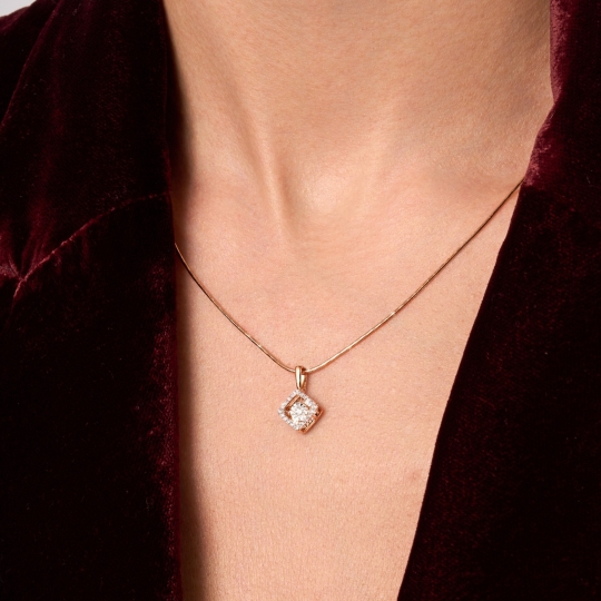 Подвеска-крест из комбинированного золота с бриллиантами