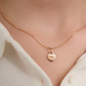 Подвеска из золота