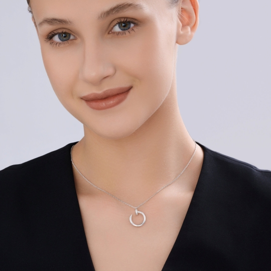 Колье из серебра