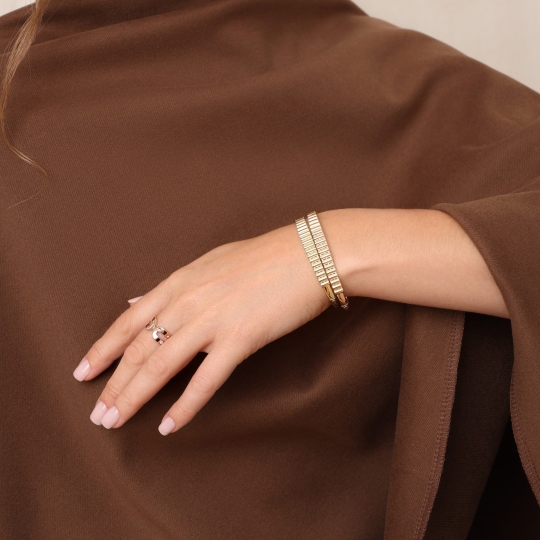 Кольцо из золота с фианитом