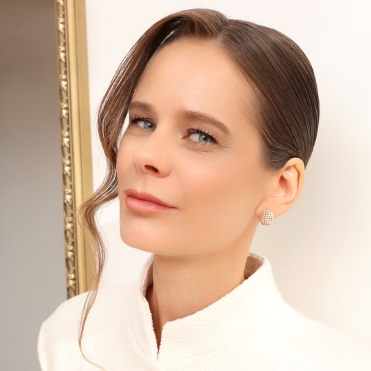 Серьги из золота с бриллиантами  Серьги из золота с бриллиантами