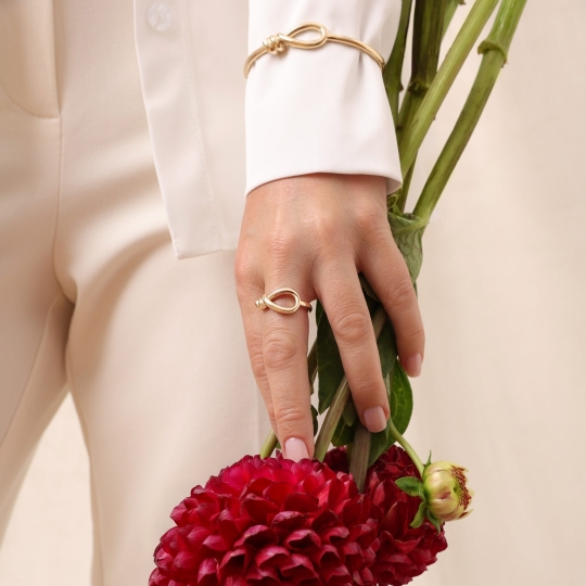 Браслет из золота плетения "Бисмарк"