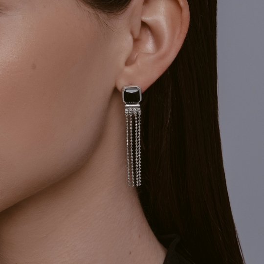 Серьги из серебра с фианитами