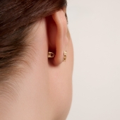 Серьги из золота с ониксами