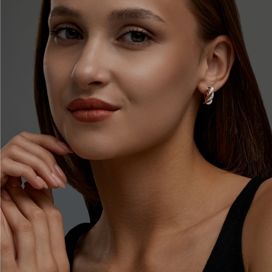 Серьги из золота с бриллиантами 0,6 ct