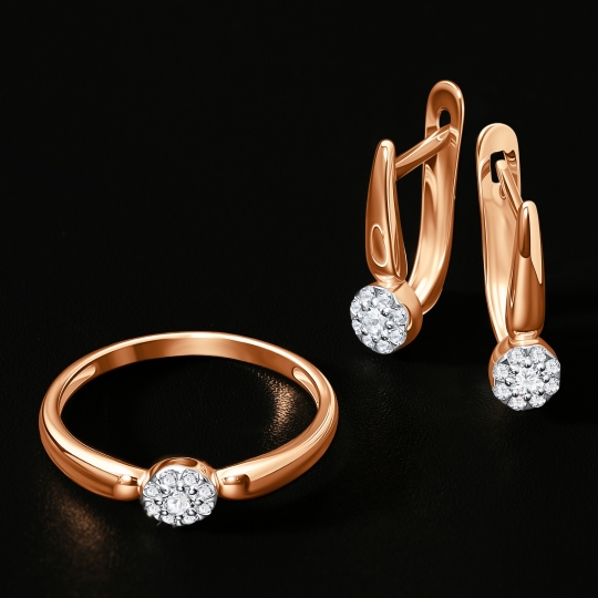 Кольцо из золота с александритом