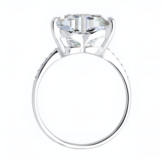 Кольцо из серебра с фианитами