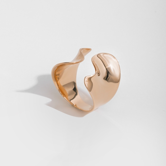 Кольцо из золота со Swarovski Zirconia и фианитами