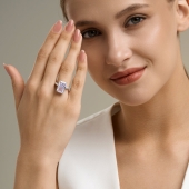 Кольцо из серебра с фианитами