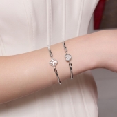 Браслет из серебра с фианитами