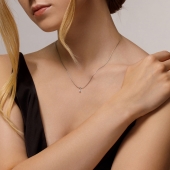 Подвеска из белого золота с бриллиантом