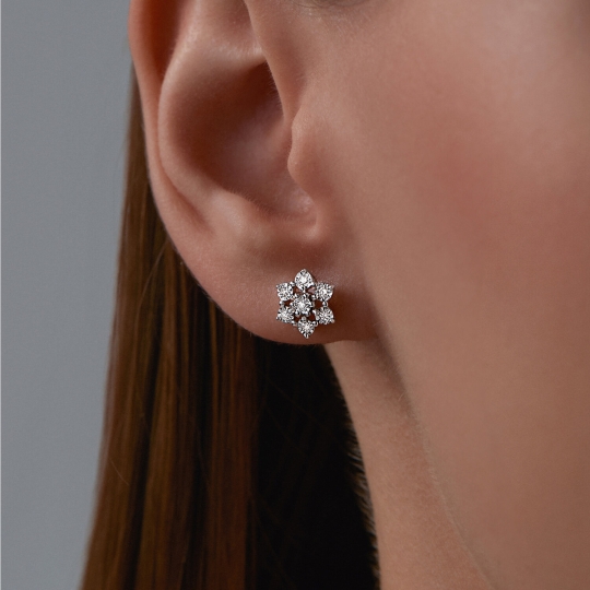 Серьги из золота с бриллиантами и танзанитами