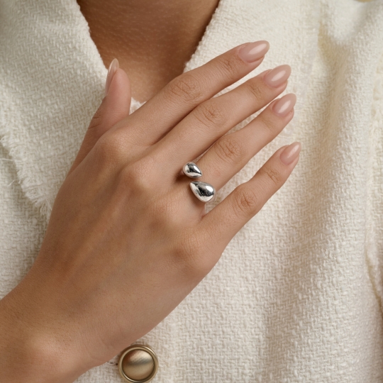 Кольцо из серебра с кварцем