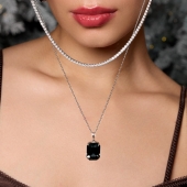 Подвеска из серебра с ювелирным кристаллом