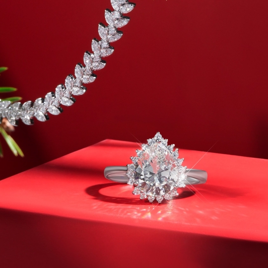 Кольцо-печатка из серебра с ониксом