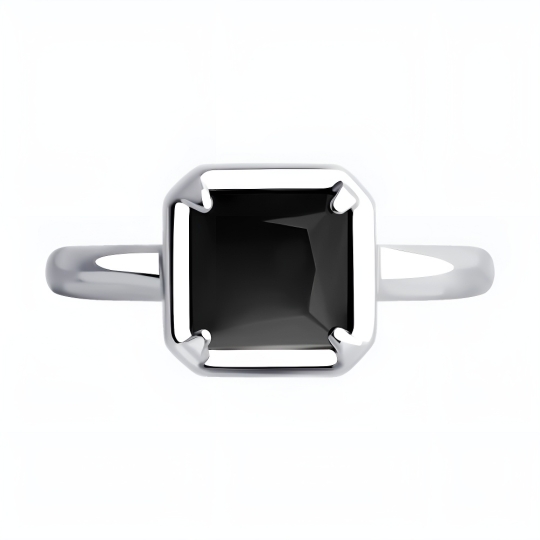 Кольцо из серебра с бриллиантом