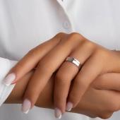 Обручальное кольцо из серебра