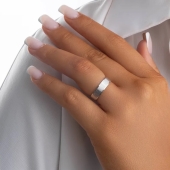 Обручальное кольцо из серебра