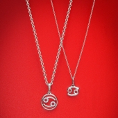 Подвеска из серебра с фианитом 