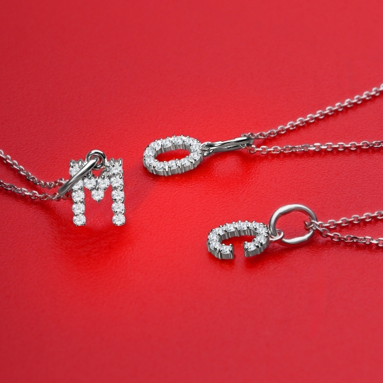 Подвеска из серебра с фианитами 