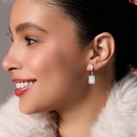 Кольцо из золота с бриллиантами