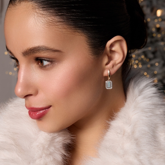 Кольцо из золота с бриллиантами