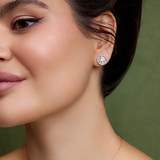 Подвеска из золота с бриллиантами