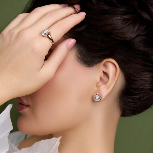 Серьги из золота с бриллиантами