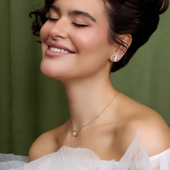 Подвеска из золота с бриллиантами