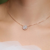 Подвеска из золота с бриллиантами