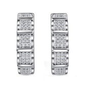 Серьги из серебра с фианитами