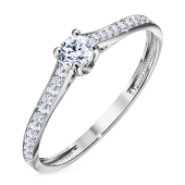 Кольцо из серебра с фианитами